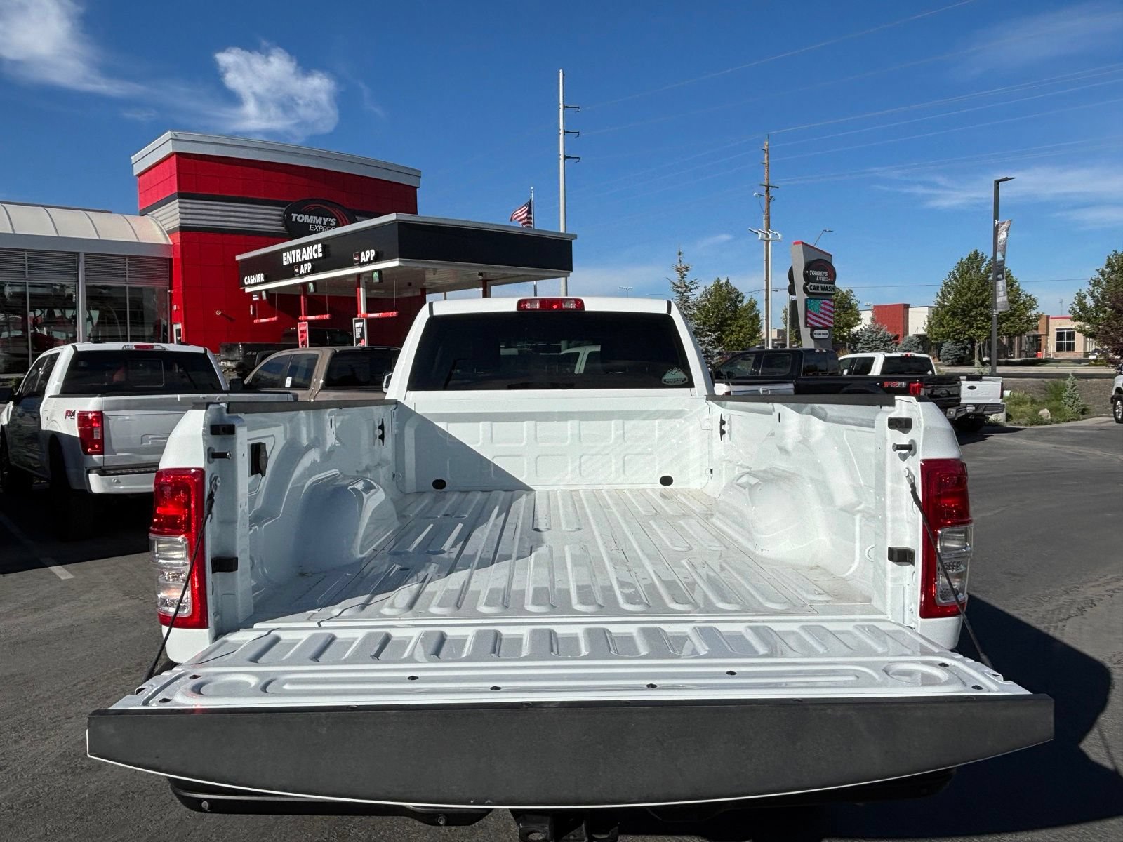 Used 2020 RAM 3500 Tradesman AWD/4WD image 11