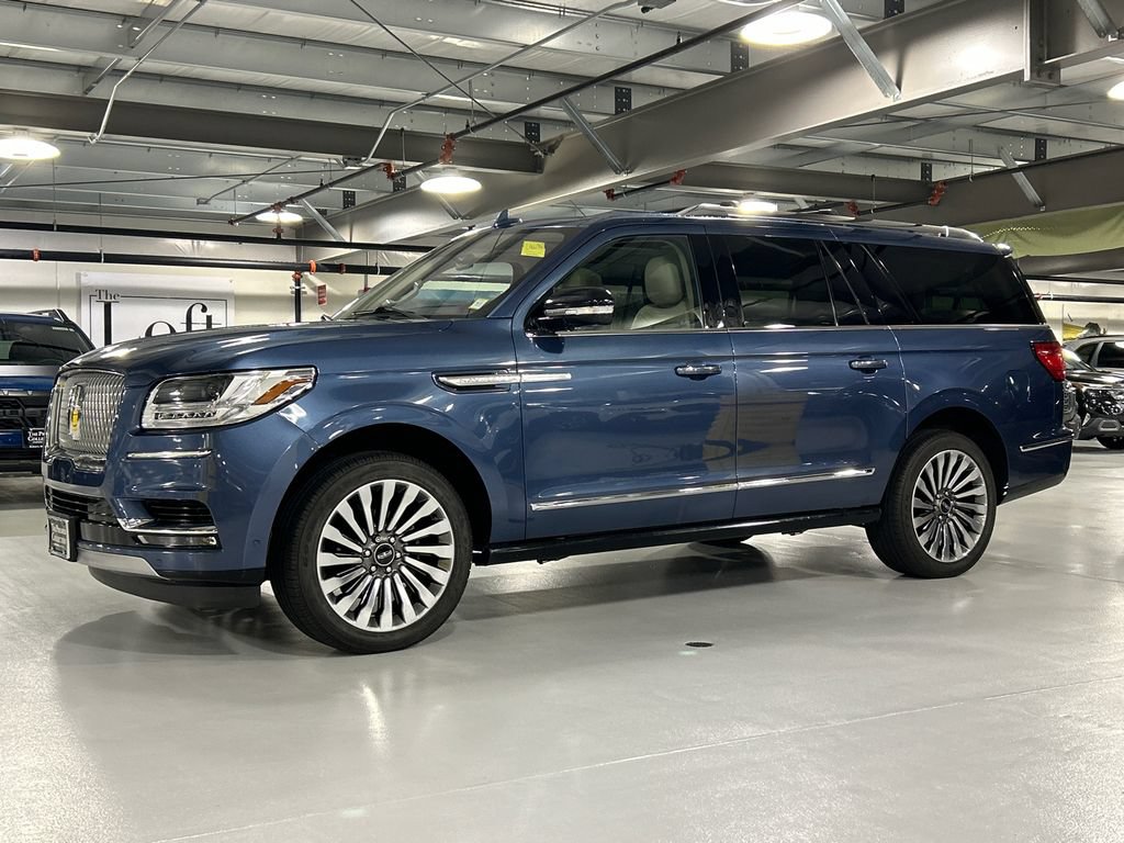 Used 2020 Lincoln Navigator L Reserve w/ Luxury Package AWD/4WD image 5