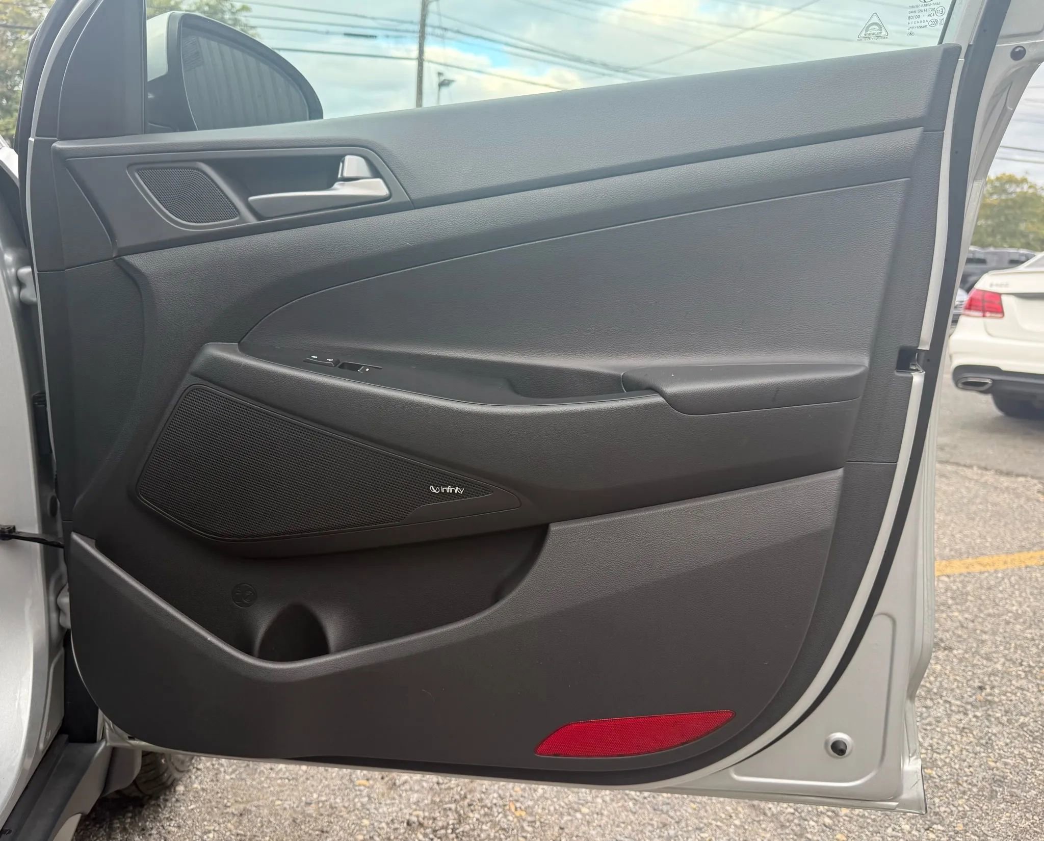 Used 2017 Hyundai Tucson Limited w/ Limited Ultimate Package 03 image 10