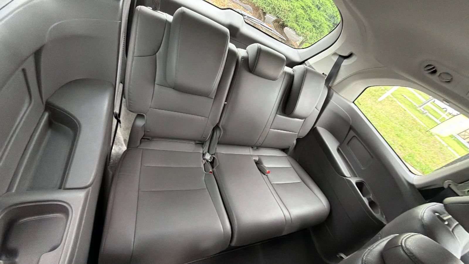 Used 2016 Honda Odyssey EX-L image 46