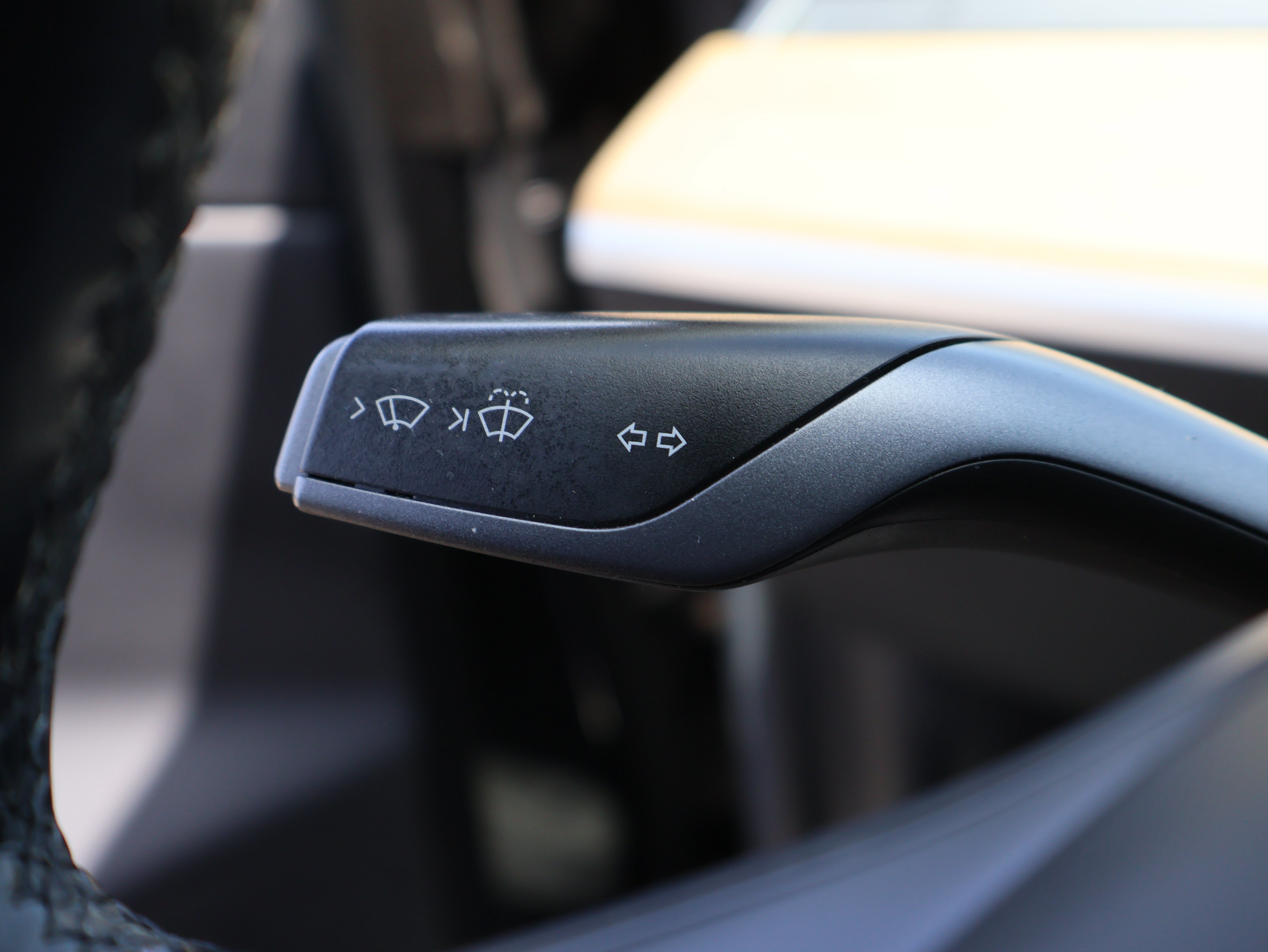 Used 2018 Tesla Model 3 Mid Range RWD image 36
