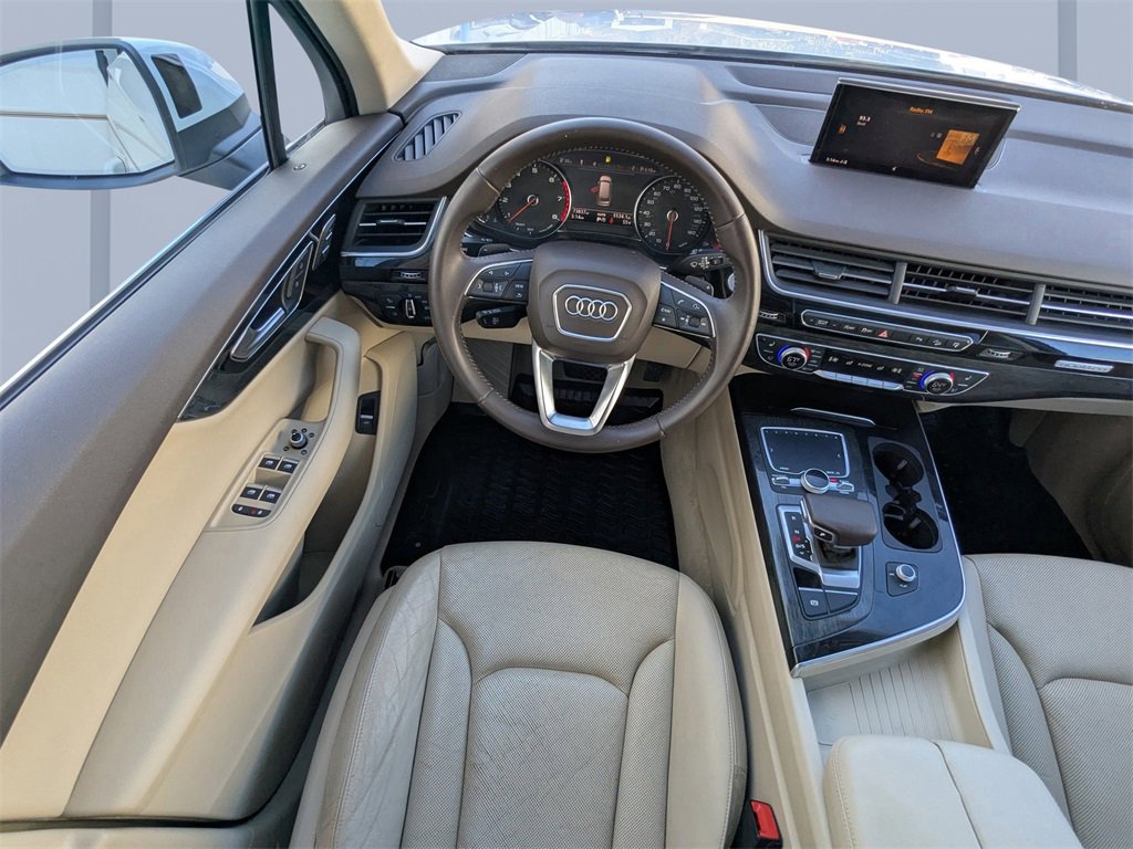 Used 2017 Audi Q7 3.0T Premium Plus w/ Premium Plus Package image 19