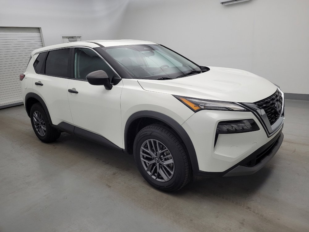Used 2023 Nissan Rogue S AWD/4WD image 11