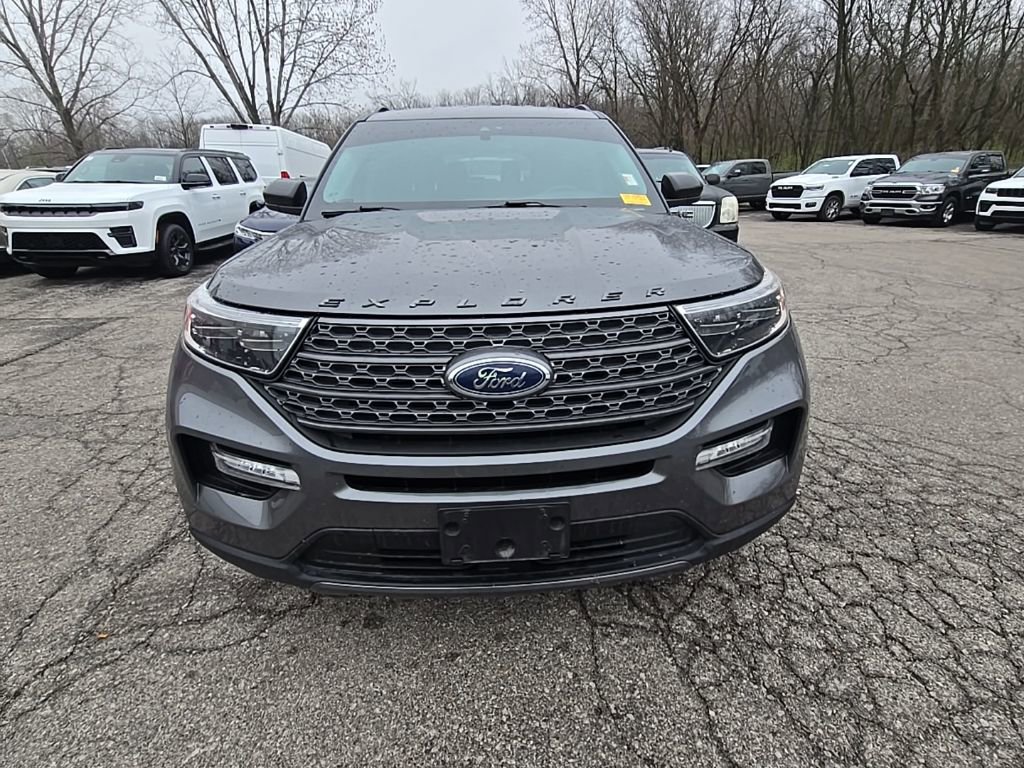 Used 2023 Ford Explorer XLT w/ Equipment Group 202A image 12