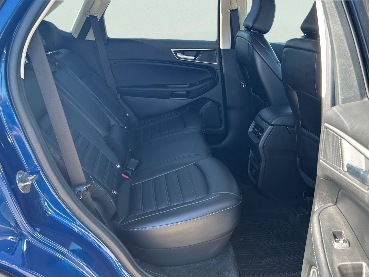 Certified 2022 Ford Edge SEL AWD/4WD image 21