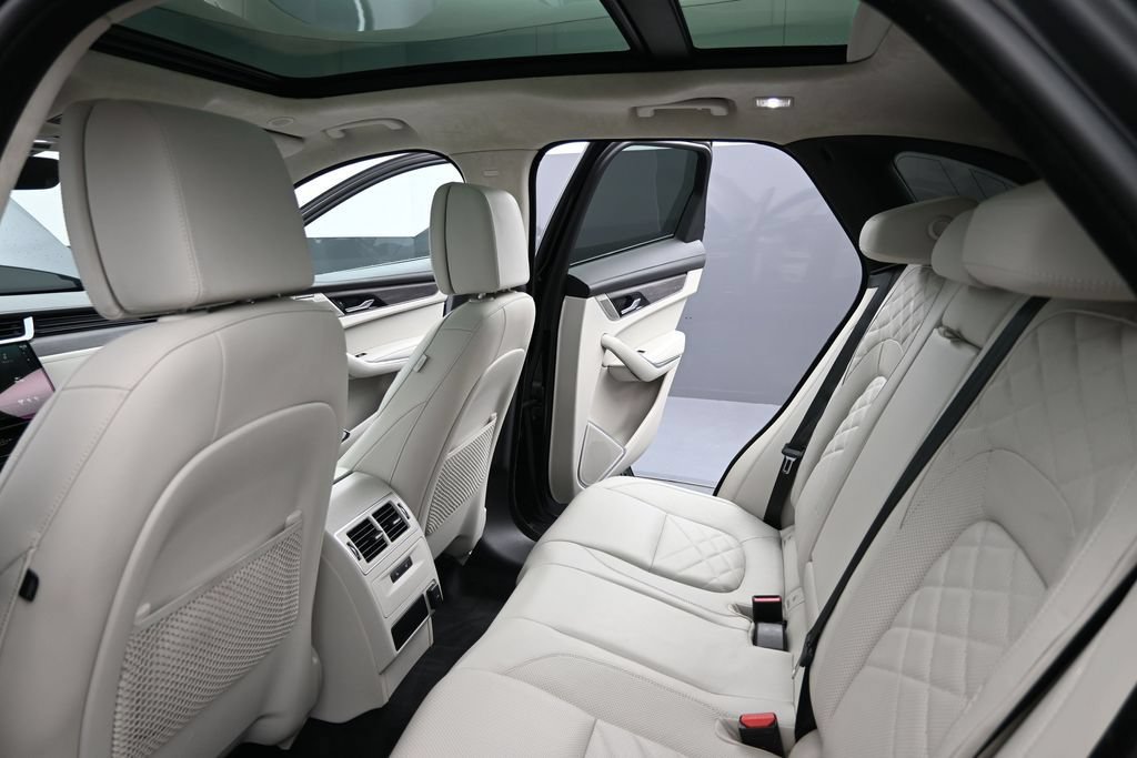Certified 2023 Jaguar F-PACE S AWD/4WD image 17