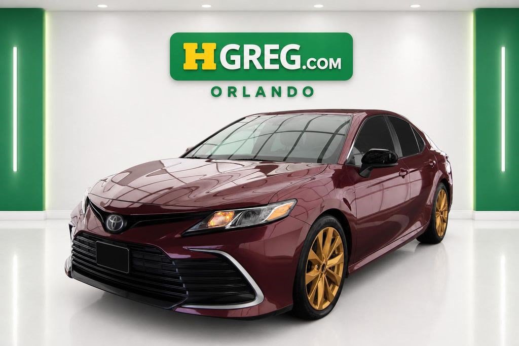 Used 2021 Toyota Camry LE FWD image 4
