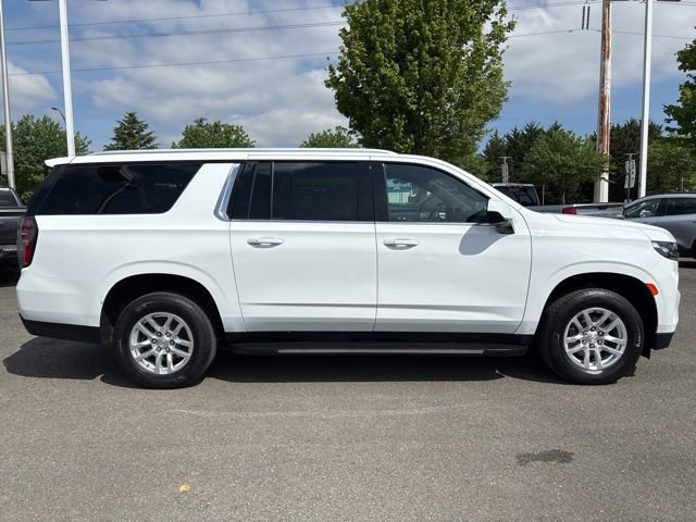 Used 2022 Chevrolet Suburban LS AWD/4WD image 6