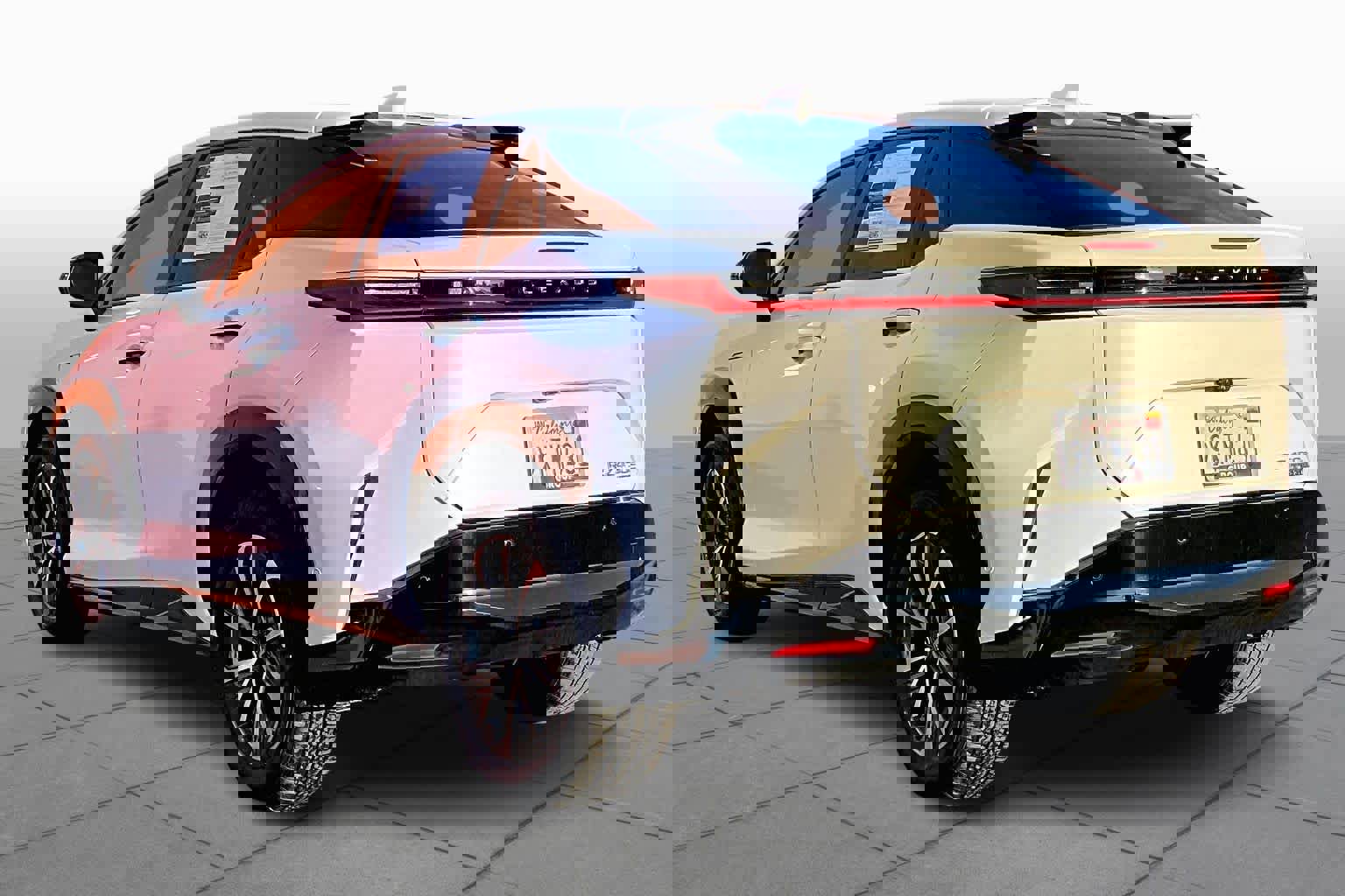 Used 2023 Lexus RZ 450e Premium image 11