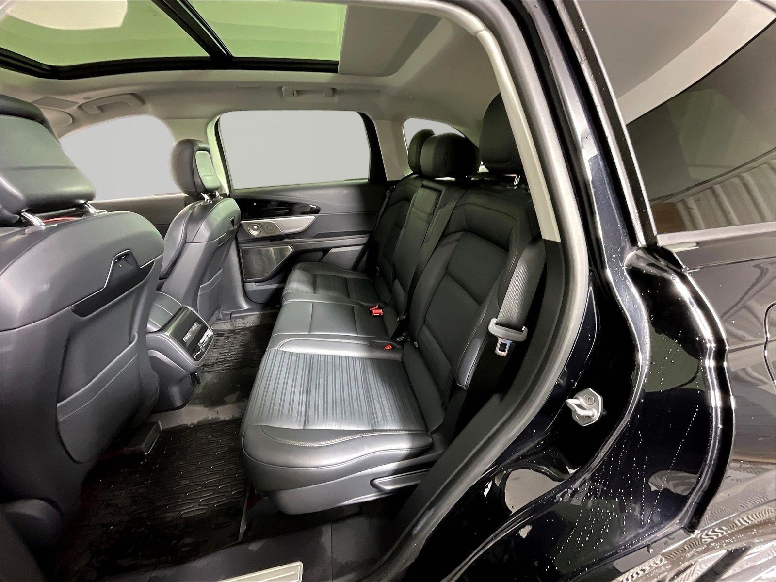 Used 2026 Lincoln Nautilus Reserve AWD/4WD image 22