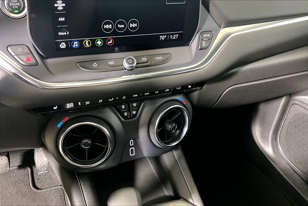 Used 2025 Chevrolet Blazer LT FWD image 25