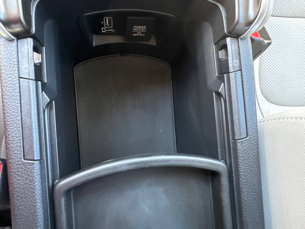 Used 2019 Honda Accord Touring image 29
