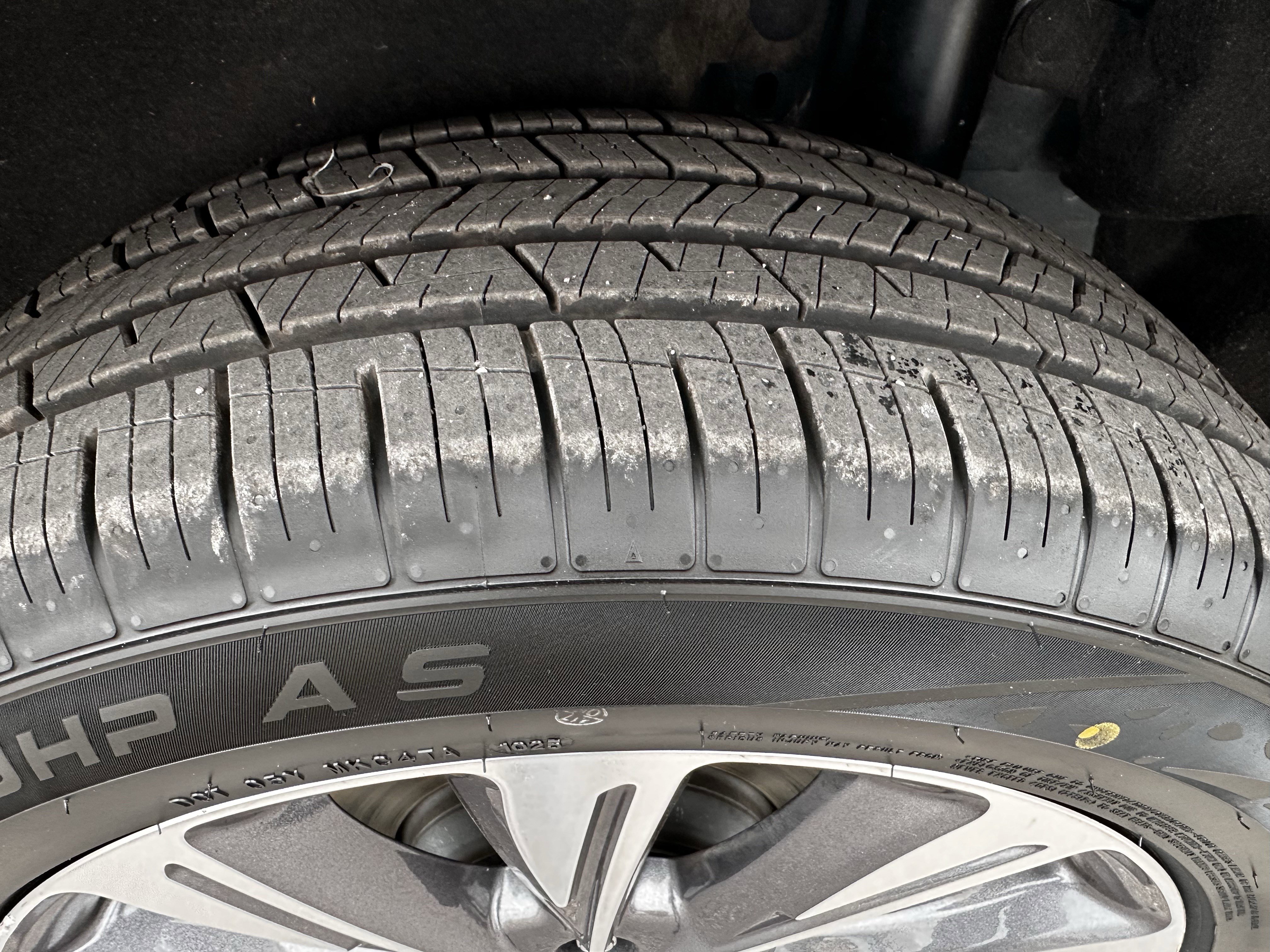 Used 2023 Lincoln Corsair Reserve w/ Equipment Group 201A image 21