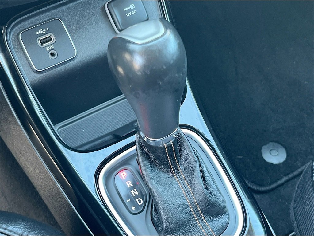 Used 2019 Jeep Compass Limited image 16