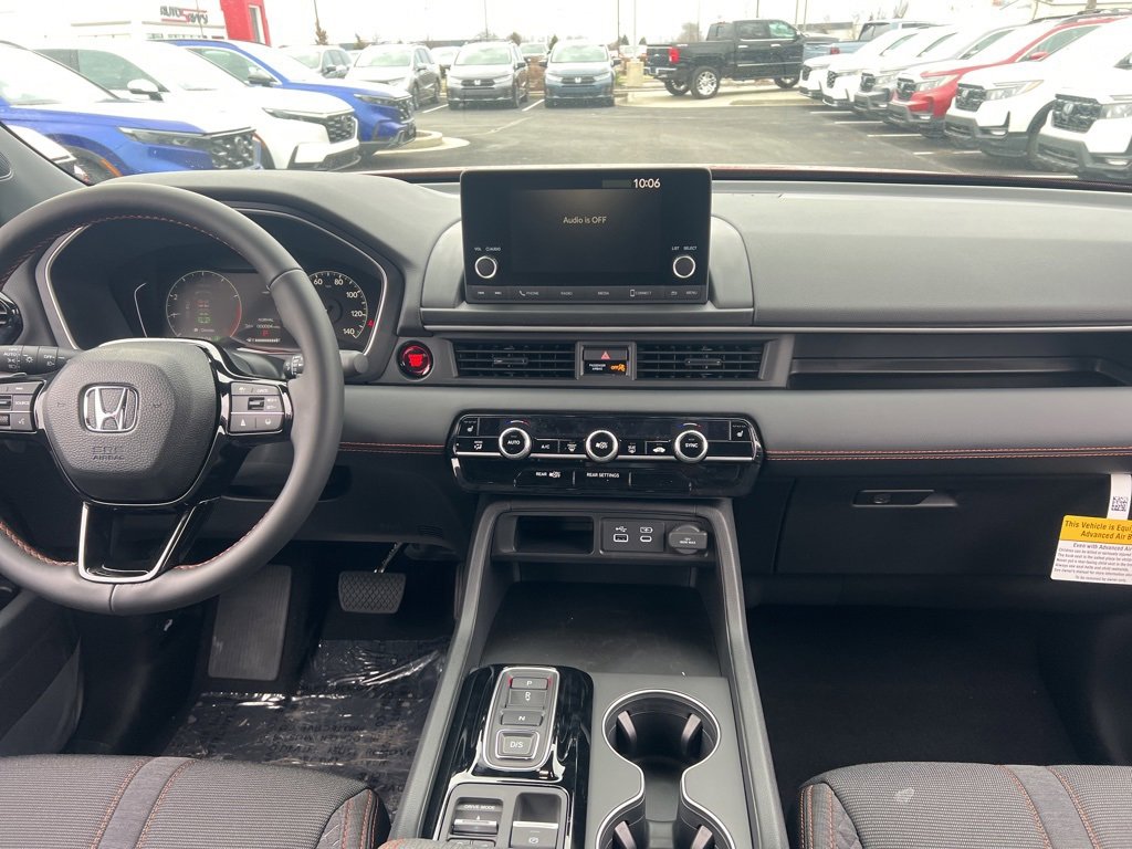 New 2025 Honda Pilot Sport image 20