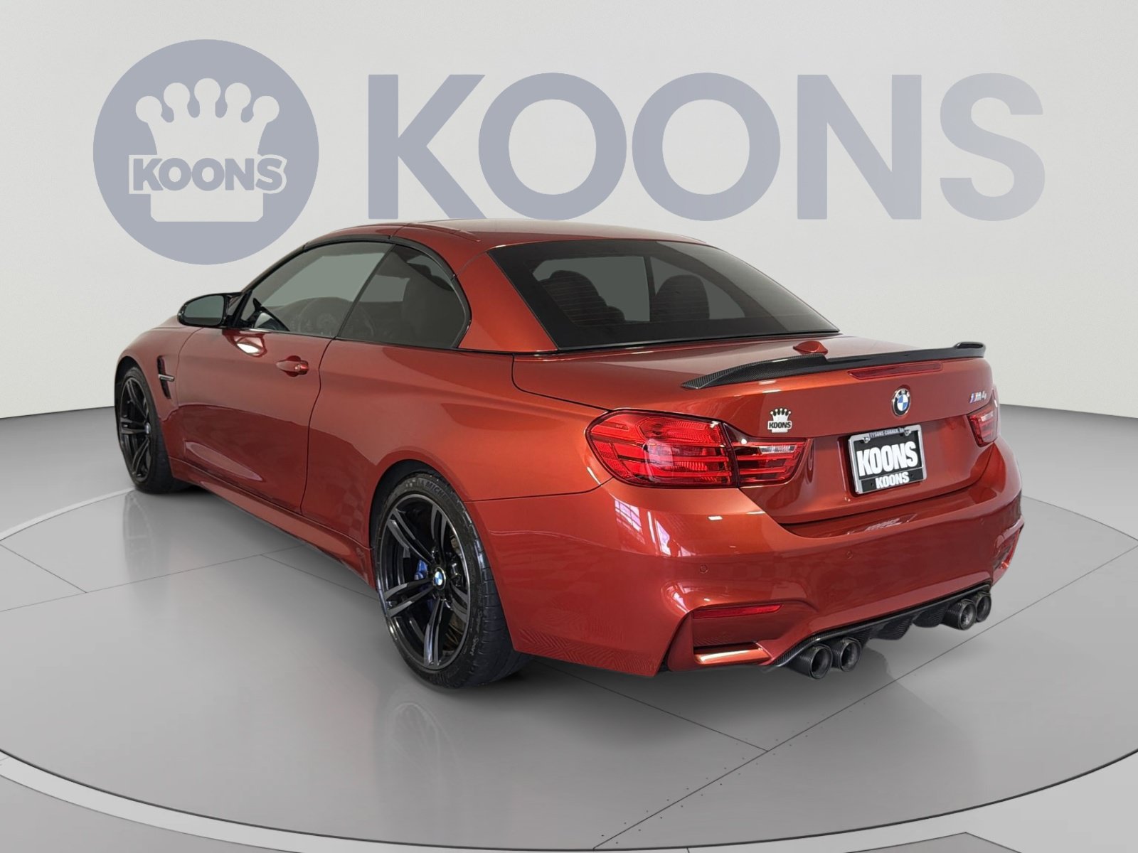Used 2016 BMW M4 Convertible RWD image 4