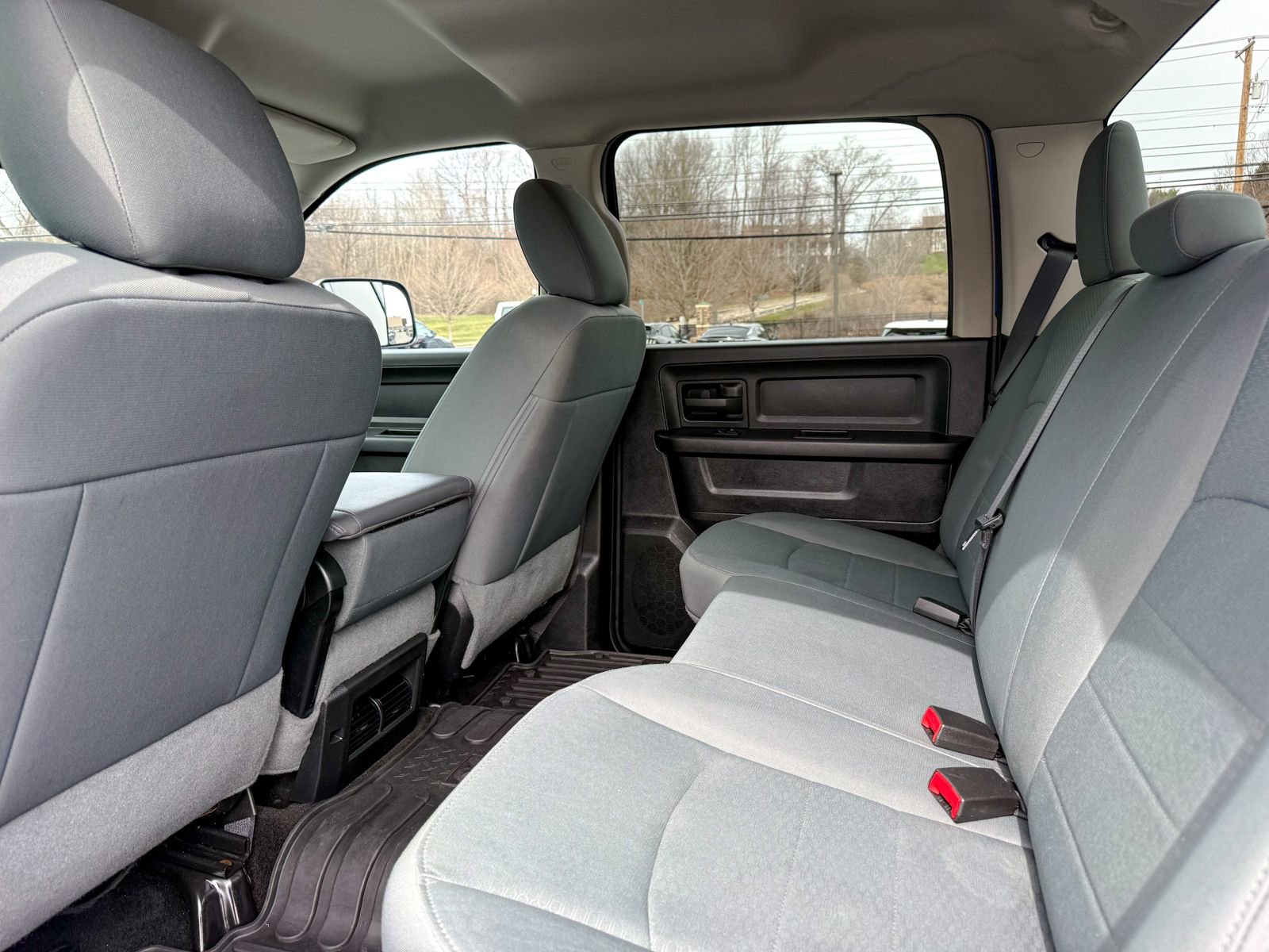 Used 2015 RAM 2500 Tradesman w/ Chrome Appearance Group image 17