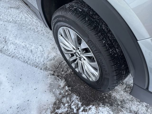 Used 2024 Cadillac XT4 Premium Luxury AWD/4WD image 41