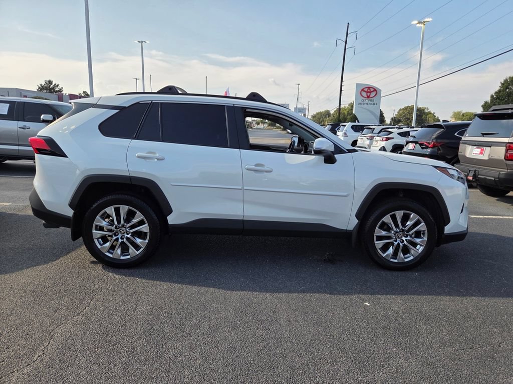 Used 2025 Toyota RAV4 XLE Premium FWD image 16