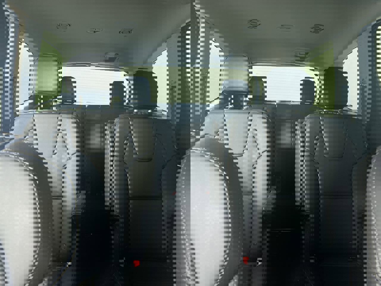 Used 2025 Kia Telluride S image 33