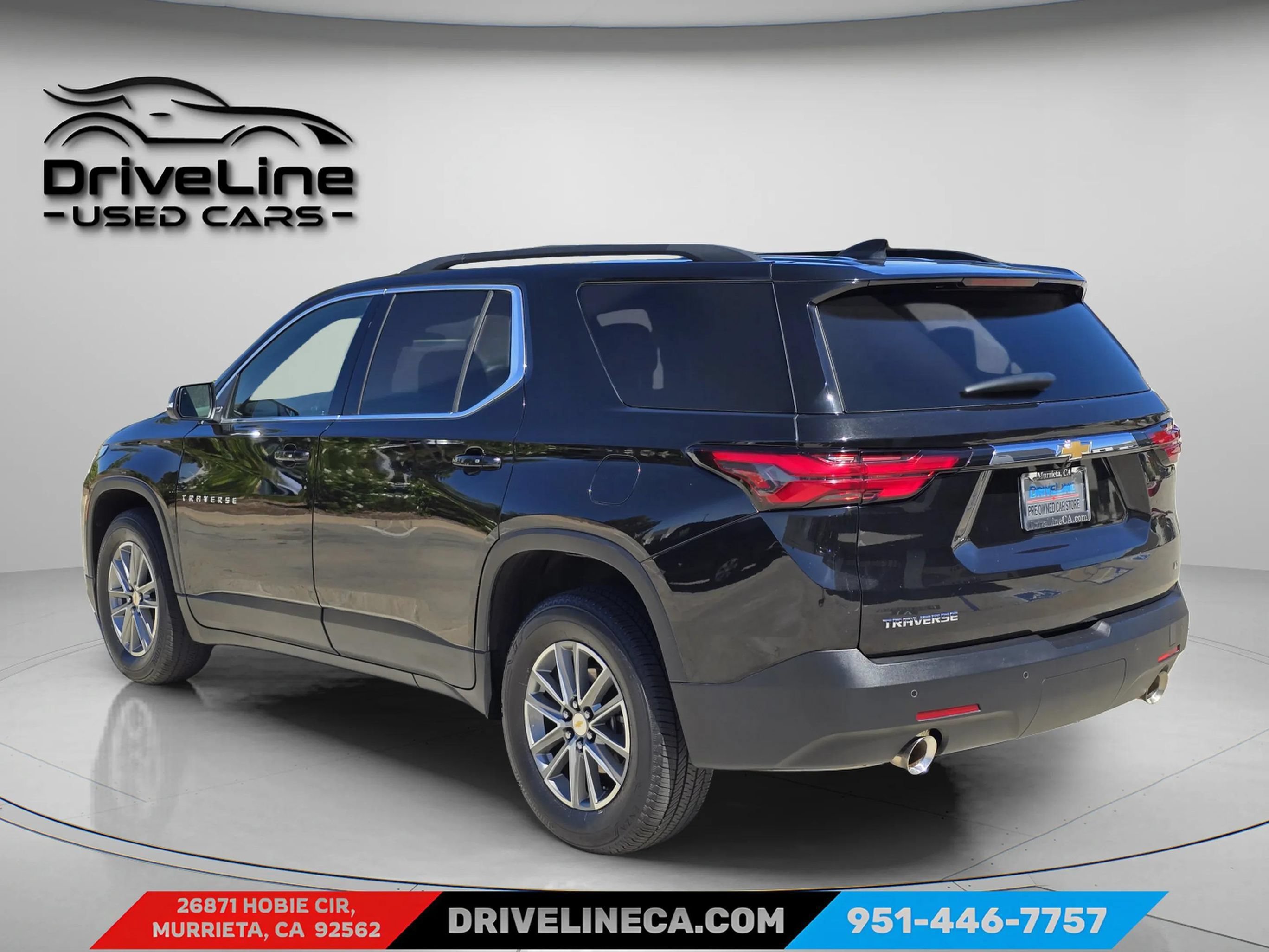 Used 2023 Chevrolet Traverse LT FWD image 13