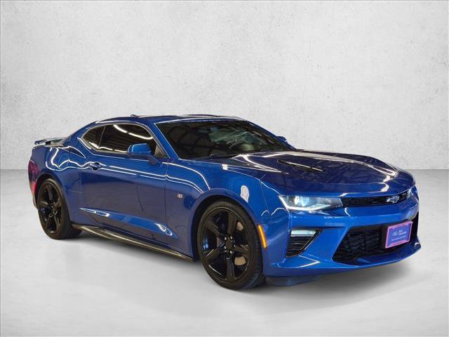 Used 2018 Chevrolet Camaro SS RWD image 3