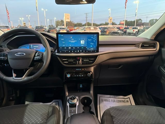 Used 2023 Ford Escape Active w/ Tech Pack #2 AWD/4WD image 19