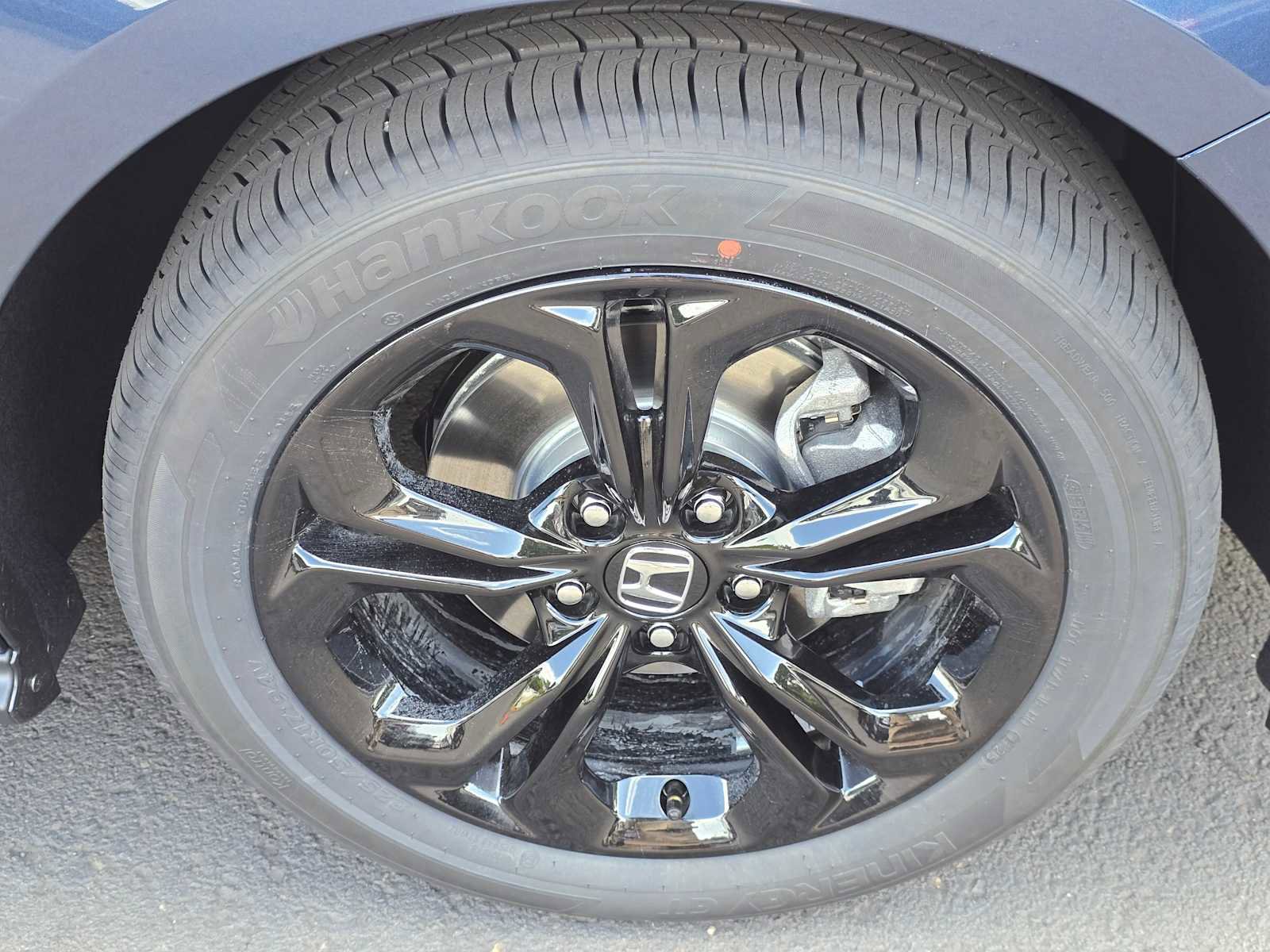 New 2025 Honda Accord SE image 9