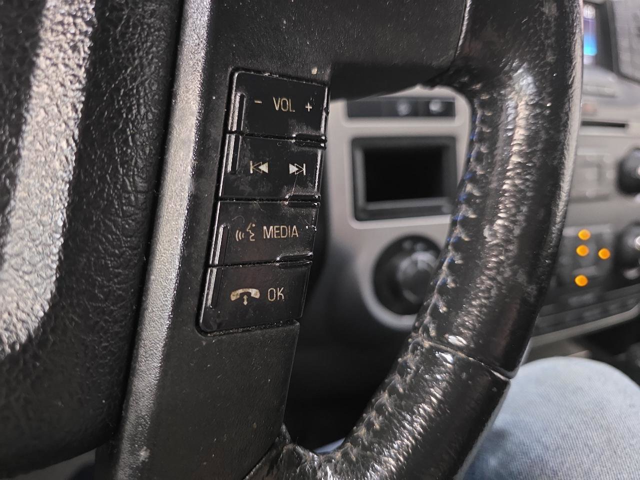 Used 2016 Ford Expedition XLT AWD/4WD image 42