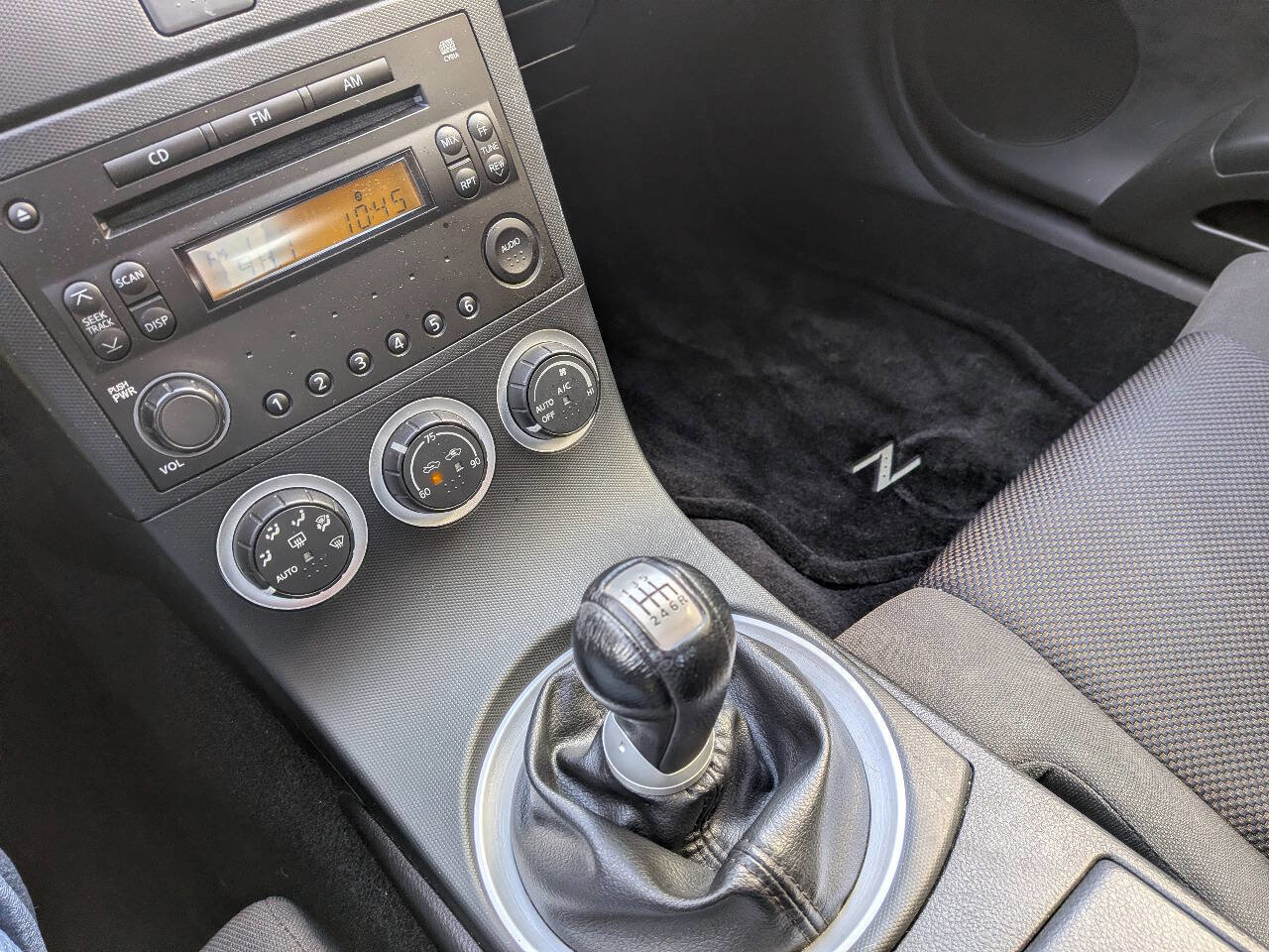 Used 2004 Nissan 350Z Enthusiast image 14