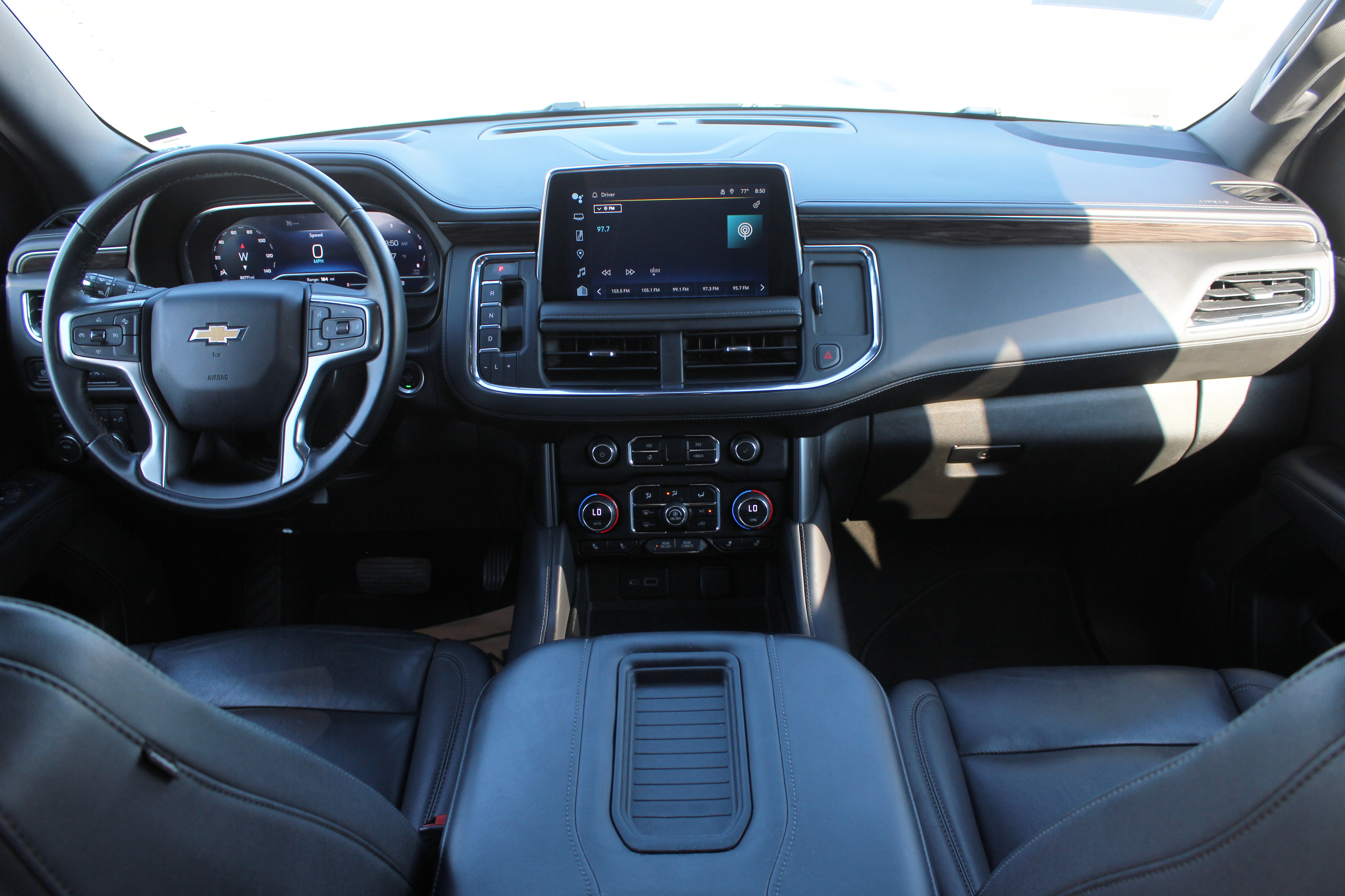 Used 2023 Chevrolet Suburban LT AWD/4WD image 7