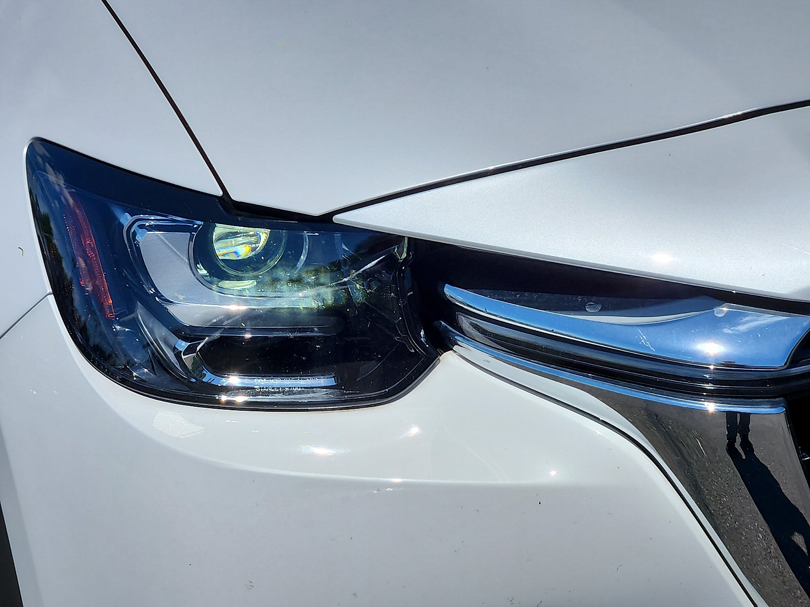 Certified 2024 MAZDA CX-90 Plug-In Hybrid w/ Preferred AWD/4WD image 10
