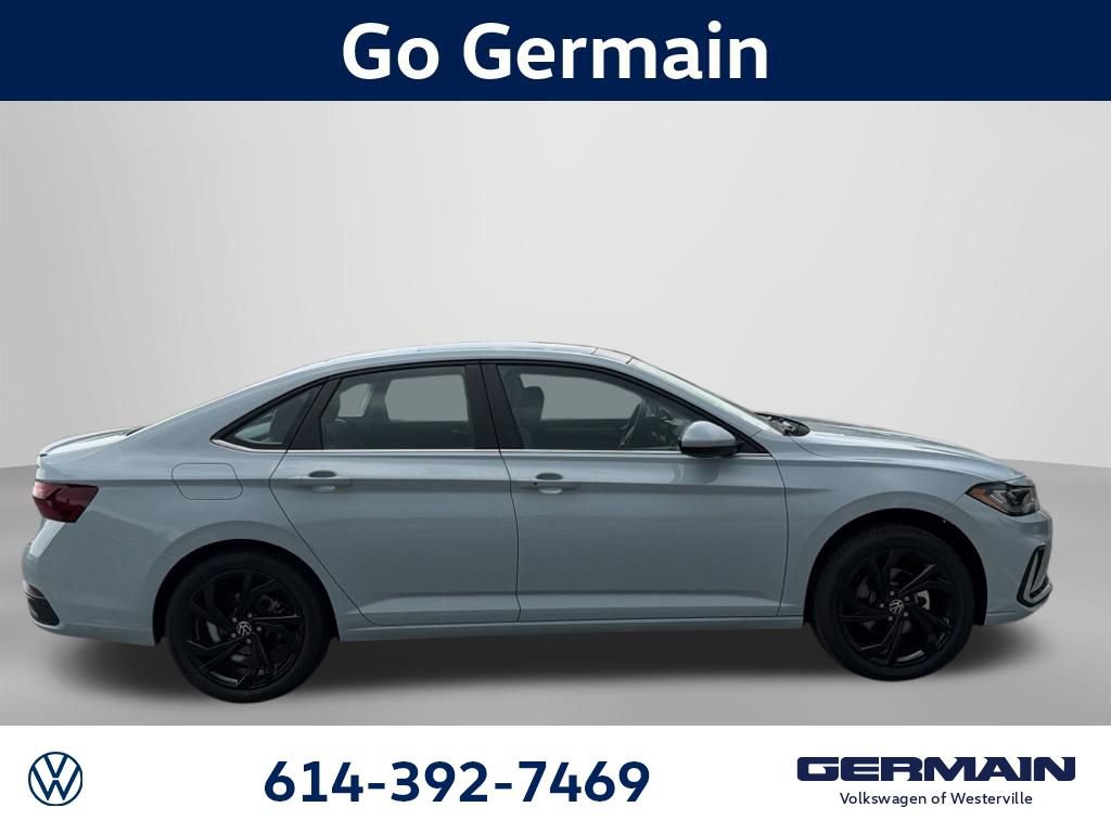 New 2027 Volkswagen Jetta SE FWD image 9