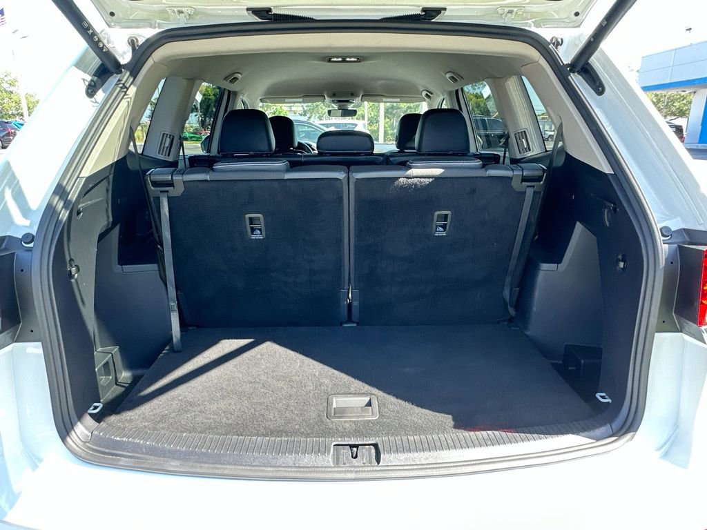 Used 2025 Volkswagen Atlas SE FWD image 25