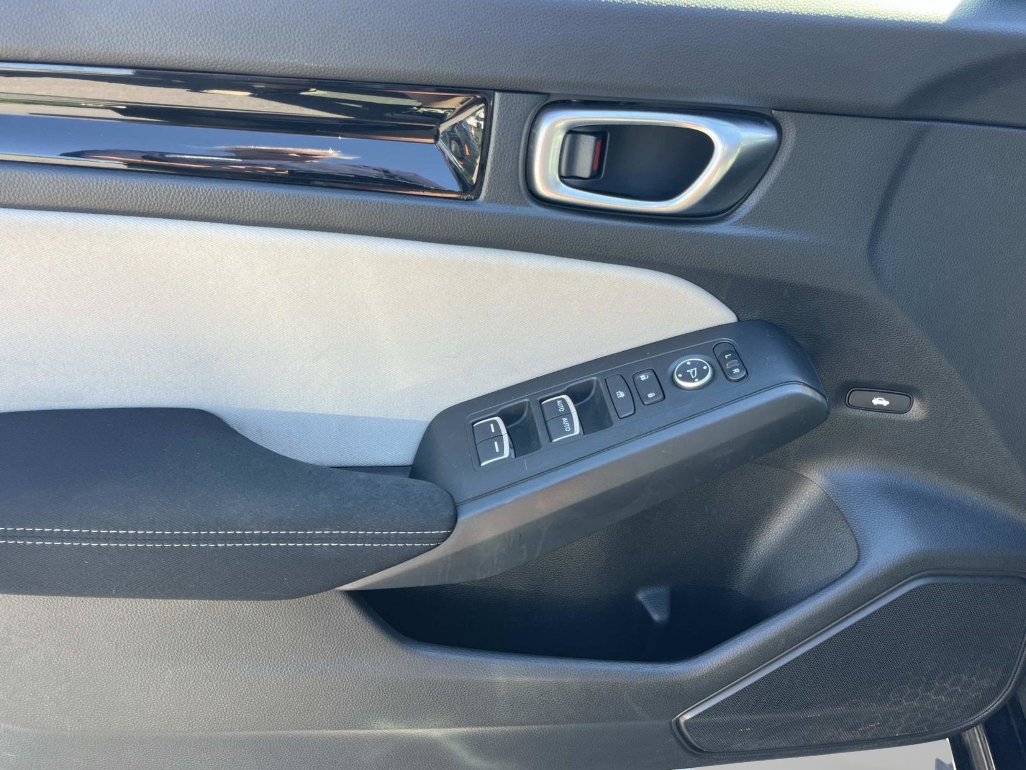 Used 2022 Honda Civic EX image 20