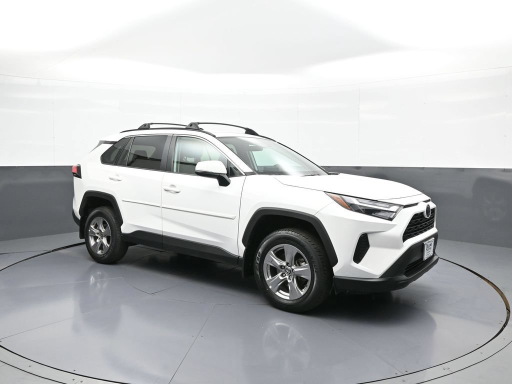Used 2023 Toyota RAV4 XLE w/ XLE Grade Weather Package AWD/4WD image 4