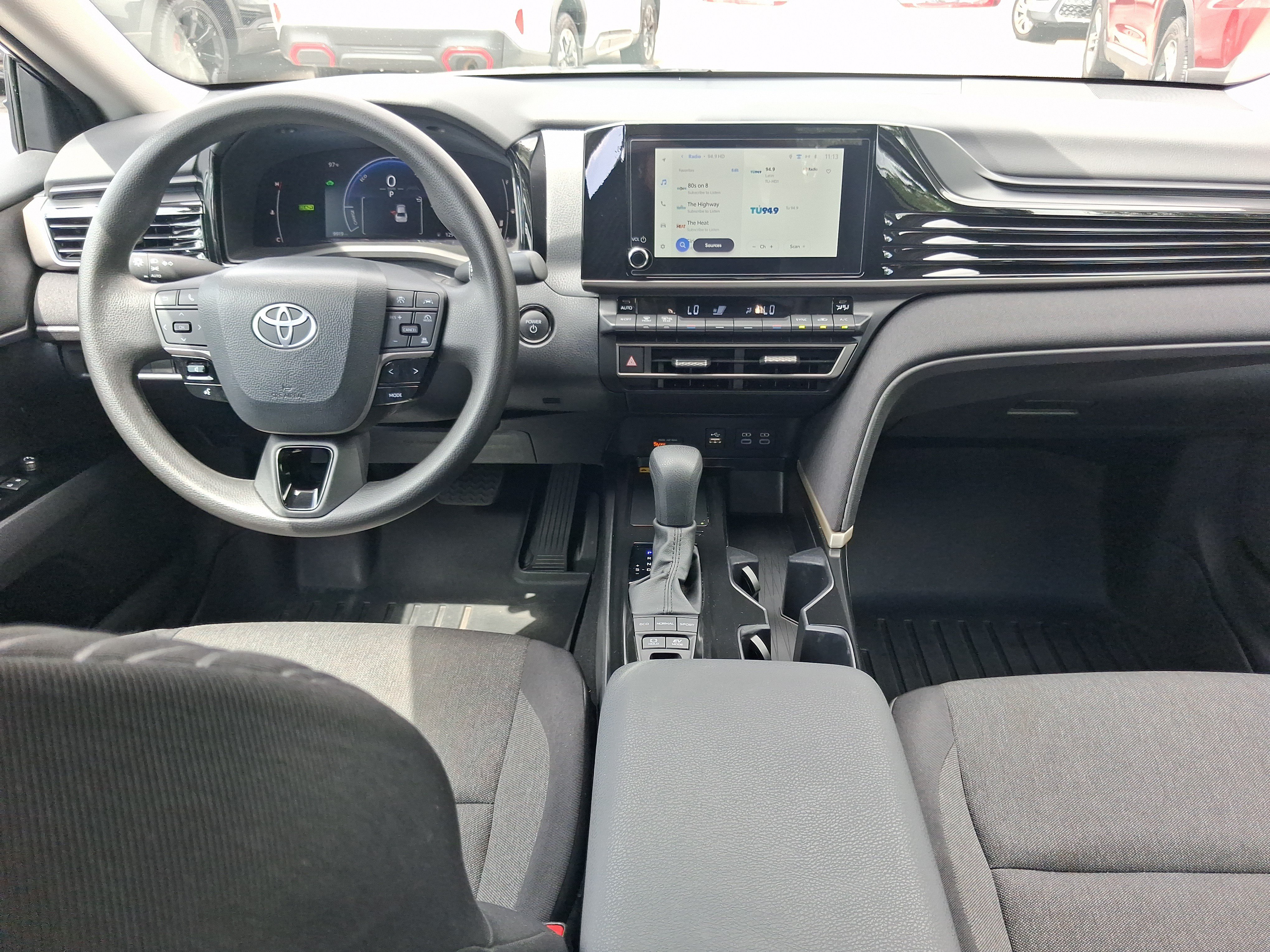Used 2026 Toyota Camry LE FWD image 7