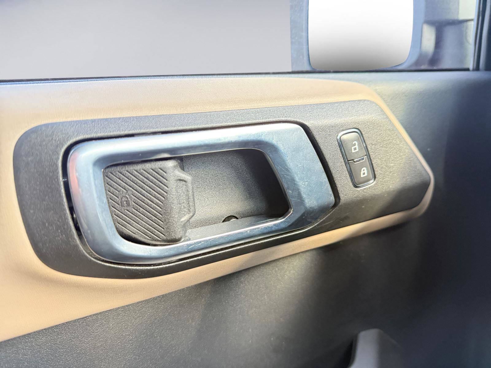 Used 2022 Ford Bronco Wildtrak image 18