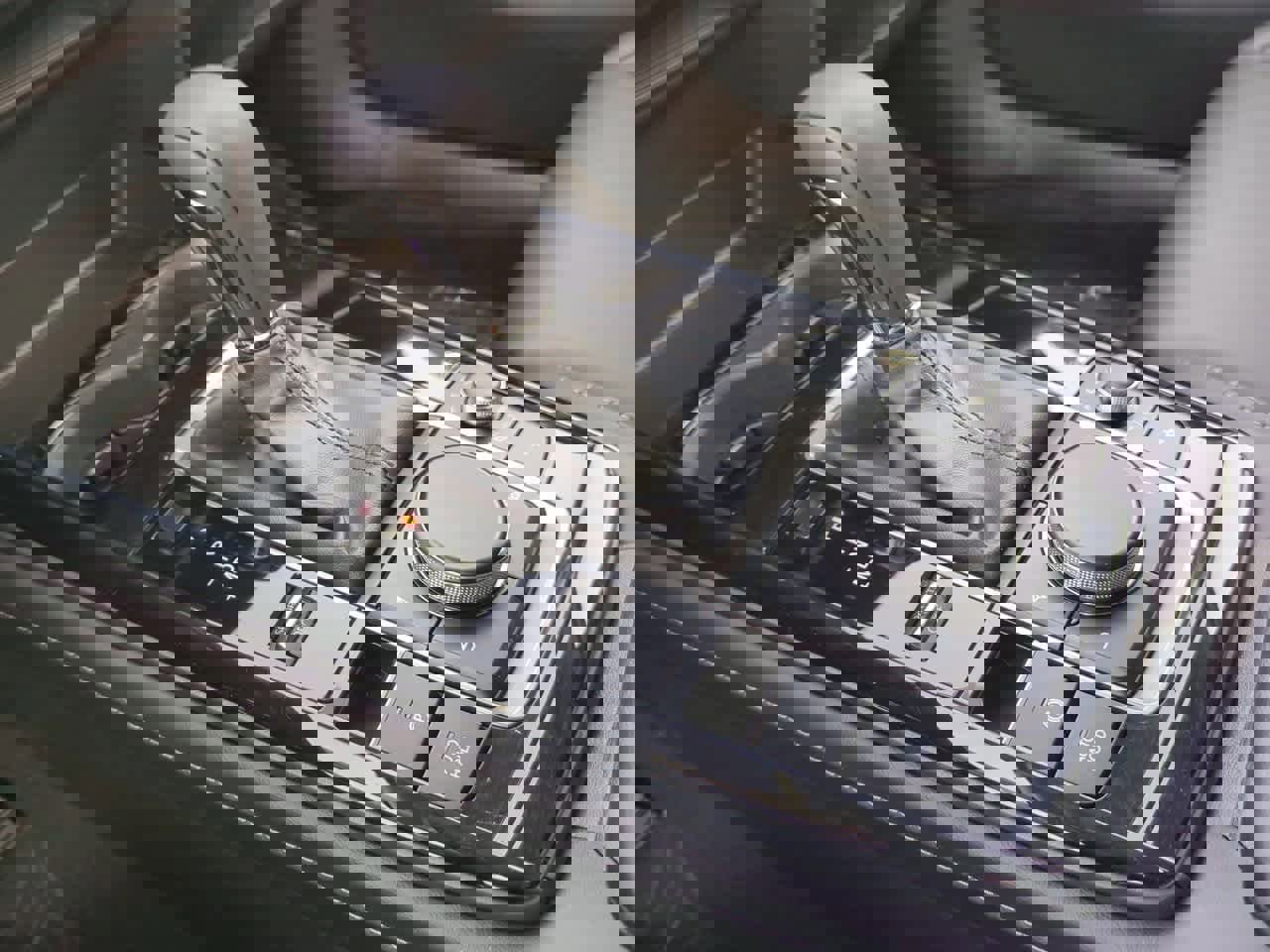 New 2025 MAZDA CX-30 AWD 2.5 S w/ Select Sport Pkg image 28