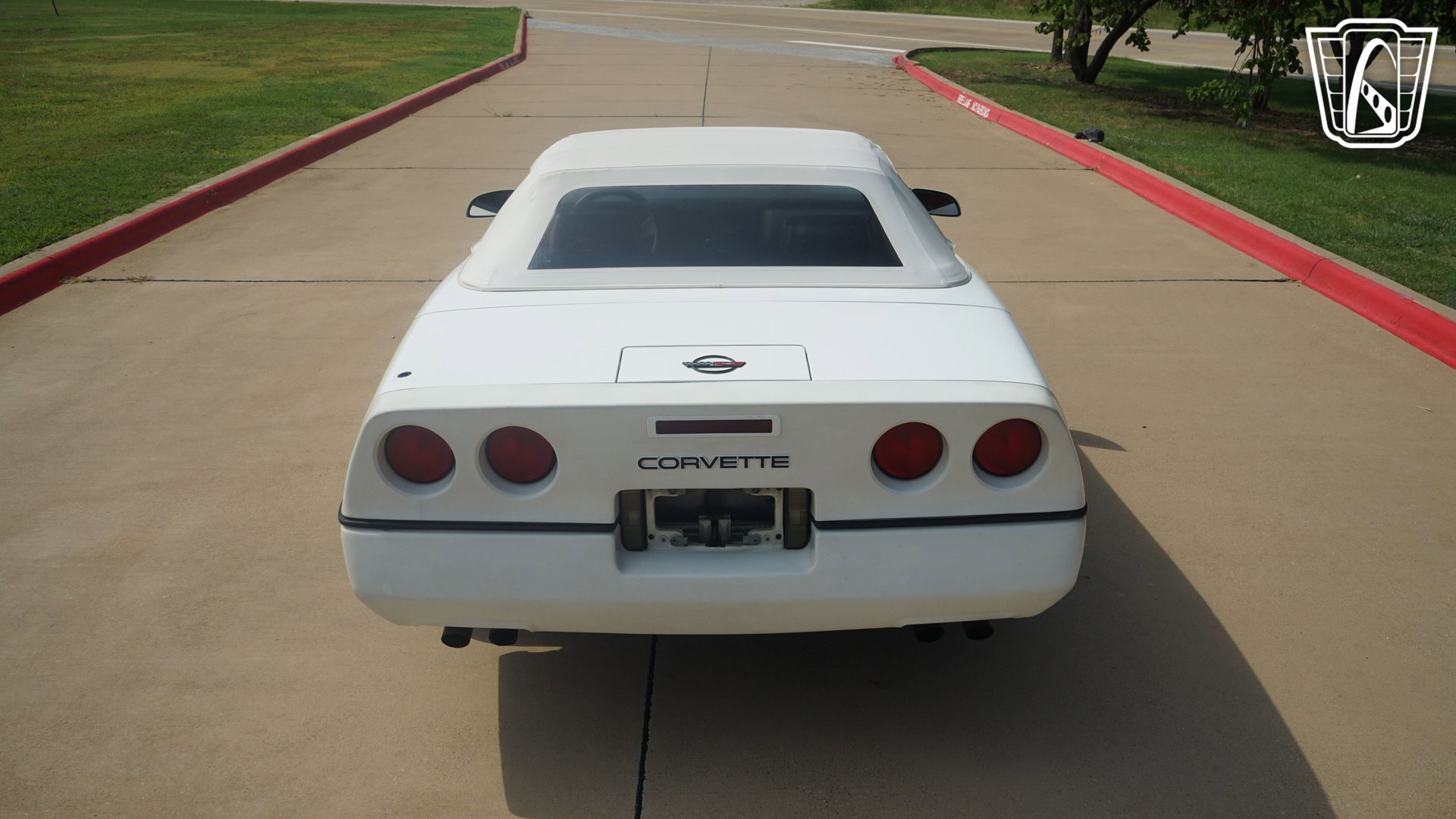 Used 1989 Chevrolet Corvette Convertible image 12