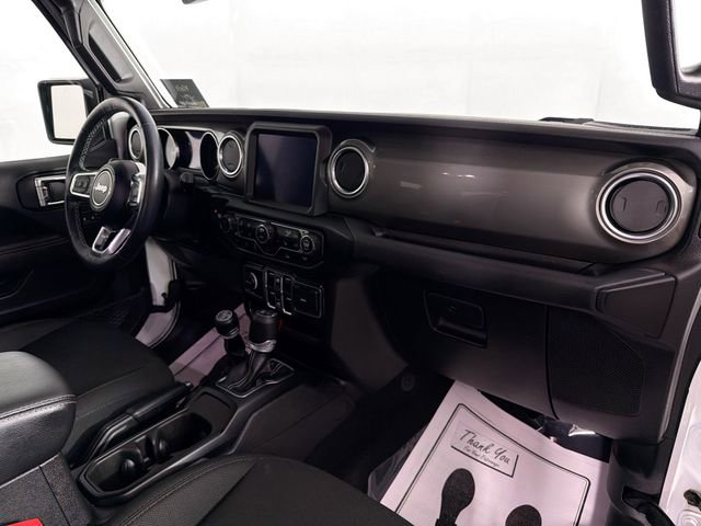 Used 2023 Jeep Wrangler Sahara w/ Cold Weather Group image 31