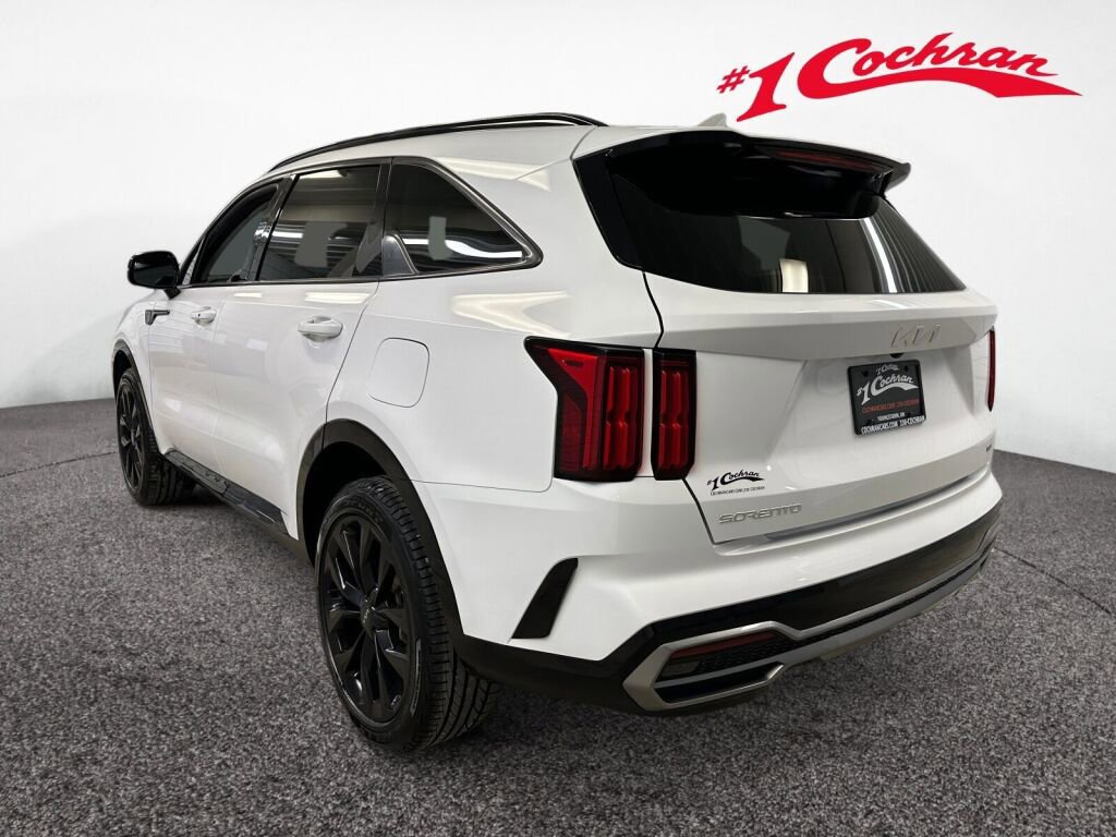 Used 2023 Kia Sorento SX image 22