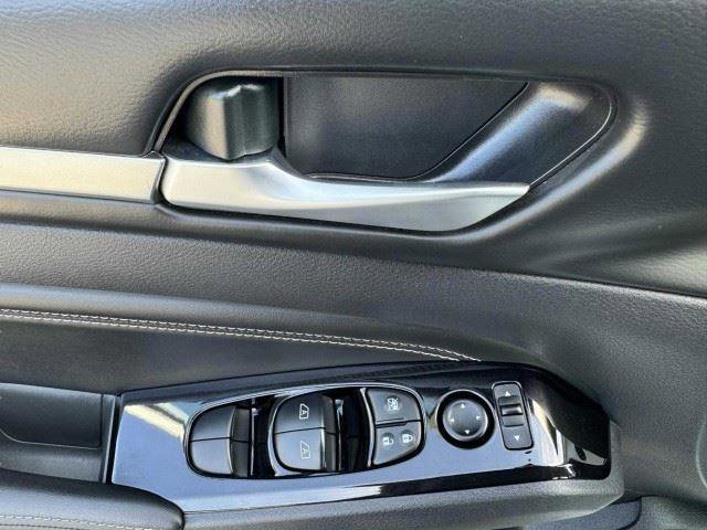 Used 2022 Nissan Altima 2.5 SL AWD/4WD image 19
