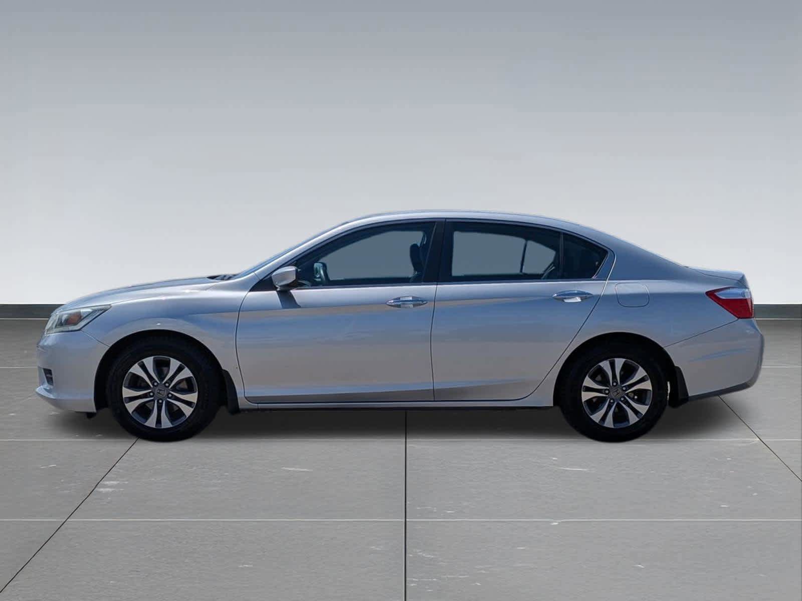 Used 2015 Honda Accord LX image 2