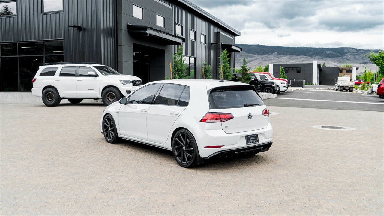 Used 2019 Volkswagen Golf R 4-Door AWD/4WD image 8
