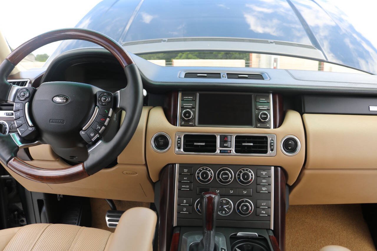 Used 2012 Land Rover Range Rover Supercharged AWD/4WD image 31