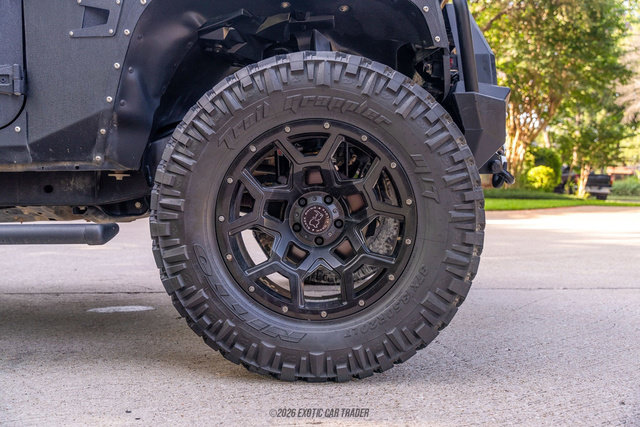 Used 2017 Jeep Wrangler Unlimited Rubicon w/ Connectivity Group AWD/4WD image 76
