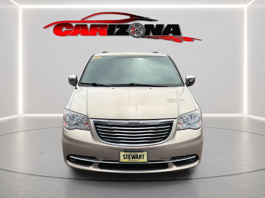 Used 2015 Chrysler Town & Country Touring-L w/ Driver Convenience Group FWD image 9
