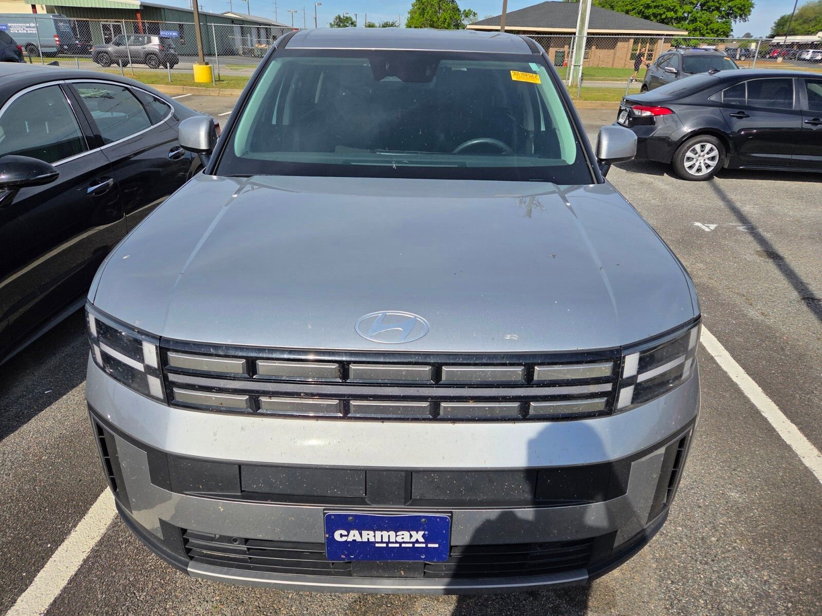 Used 2024 Hyundai Santa Fe SE AWD/4WD image 2