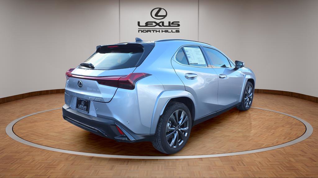 Used 2025 Lexus UX 300h AWD image 5